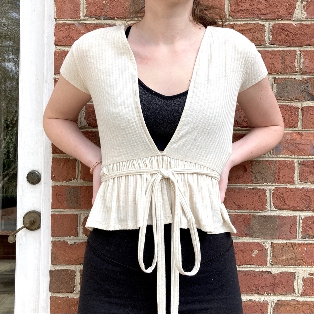 NWOT Urban Outfitters Deep V Cream Peplum Top